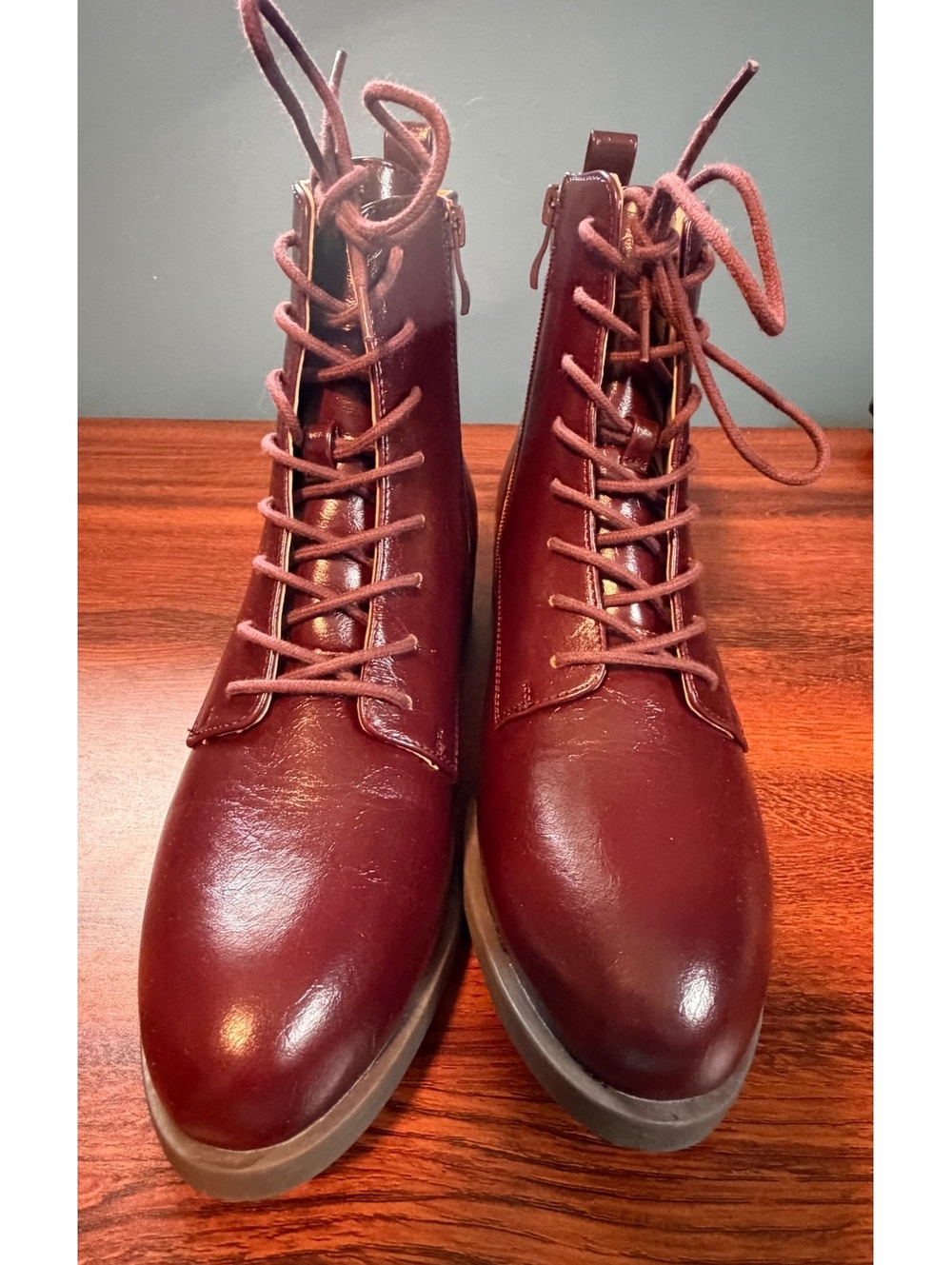 Journee Collection oxblood lace up combat boots Vienna 8.5 - Picture 5 of 8